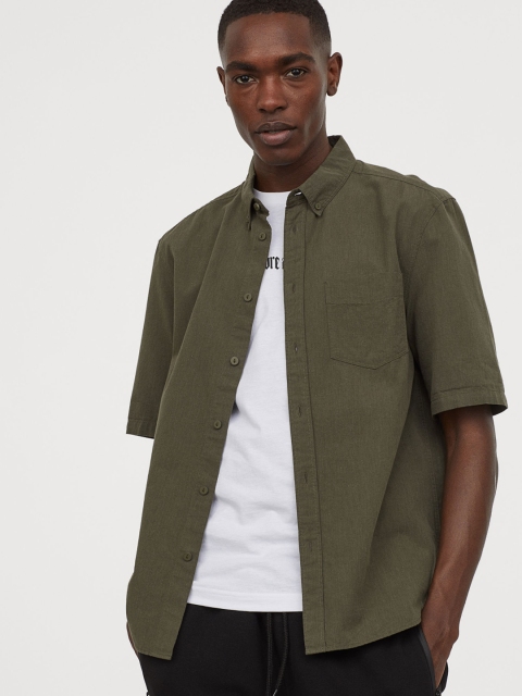 H&M Men Green Solid Short-Sleeved Cotton Shirt