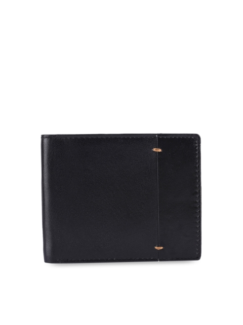 BuckleUp Men Black Textured Two Fold Leather Wallet