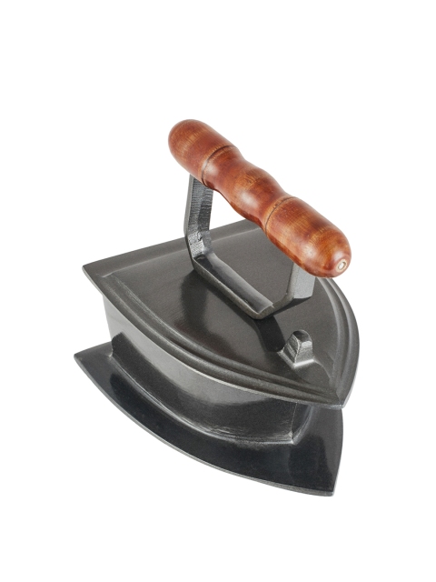 SONG BIRD Black & Brown Solid Iron Curry Server