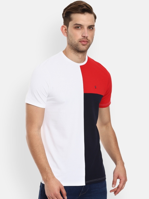 Louis Philippe Sport Men White & Navy Blue Colourblocked Slim Fit Polo Collar T-shirt
Louis Philippe Sport Men White & Navy Blue Colourblocked Slim Fit Polo Collar T-shirt