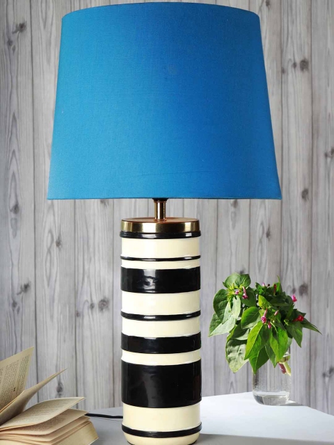 Grated Ginger Blue & Black Self Design Handcrafted Table Top Lamp with Shade
