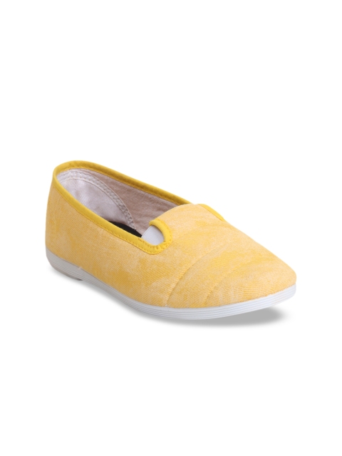 SCENTRA Women Yellow Solid Slip-On Sneakers