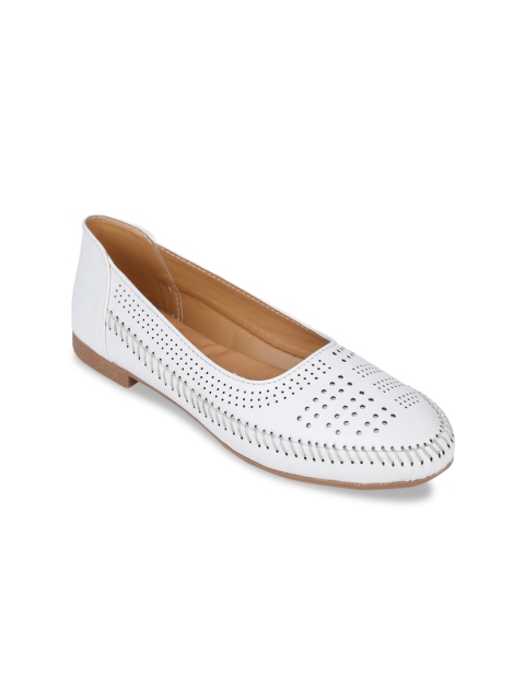 Bruno Manetti Women White Textured Ballerinas