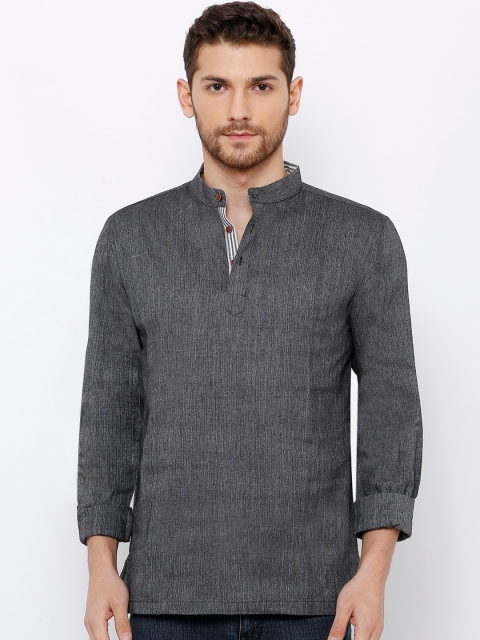 SALWAR STUDIO Men Grey Solid Straight Kurta