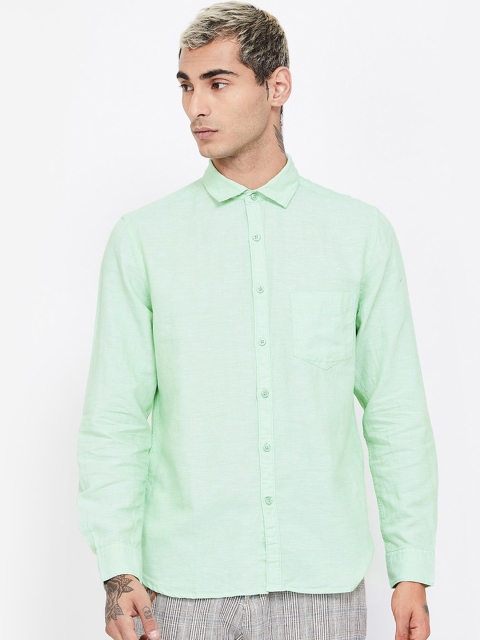 CODE by Lifestyle Men Green Regular Fit Solid Casual Shirt