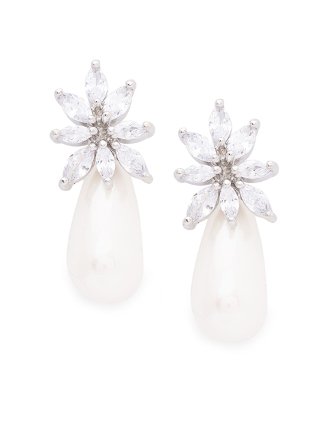 Globus Silver-Toned Teardrop Shaped Studs