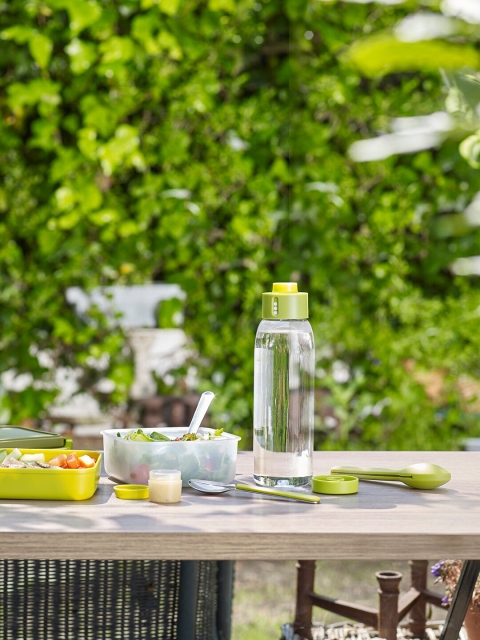 Joseph Joseph Green Dot Hydration Tracking Water Bottle 600 ml