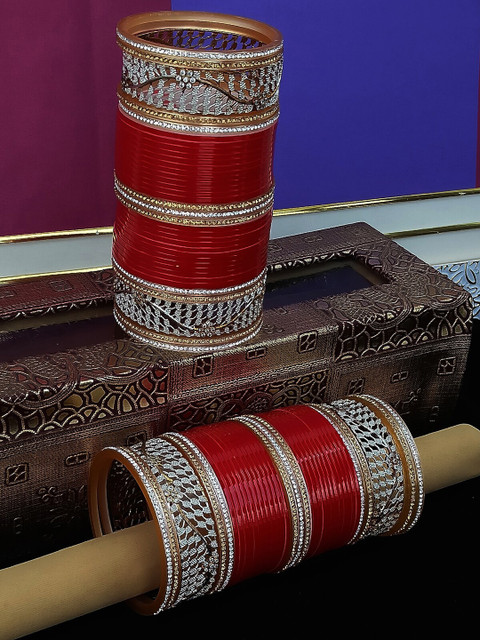 LUCKY JEWELLERY Set Of 2 Red & Gold-Toned Punjabi Chura Bridal Wedding Bangles
LUCKY JEWELLERY Set Of 2 Red & Gold-Toned Punjabi Chura Bridal Wedding Bangles