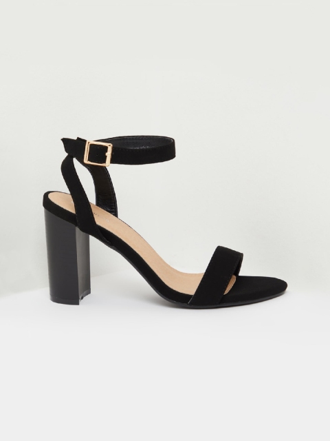 shoexpress Women Black Solid Heels