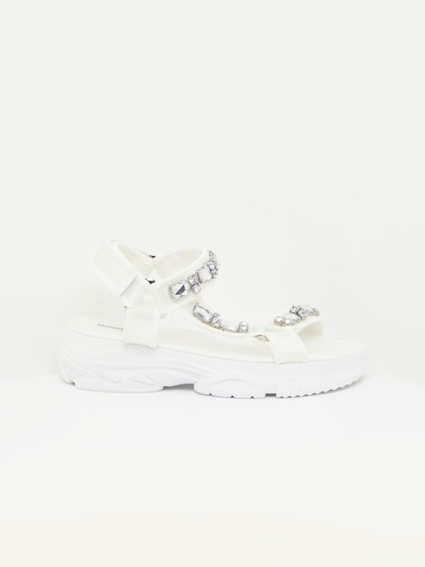 shoexpress Women White Embellished Platform Heels