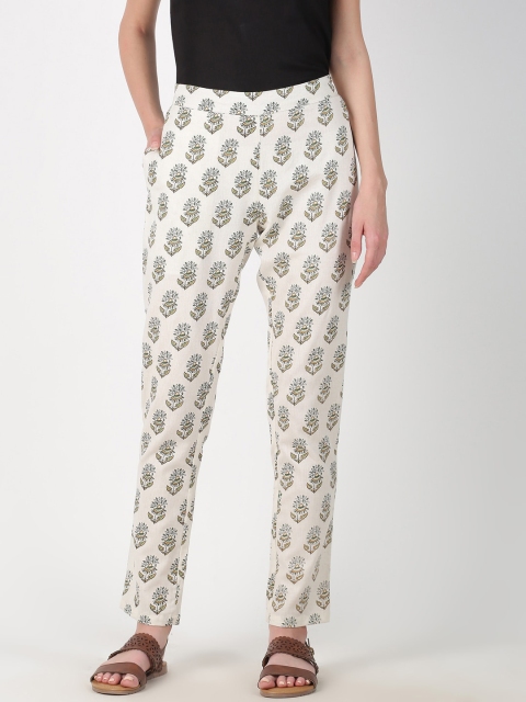 Saffron Threads Women Off-White & Green Original Regular Fit Printed Regular Trousers
Saffron Threads Women Off-White & Green Original Regular Fit Printed Regular Trousers