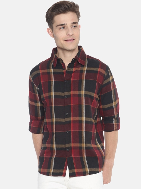 T-Tog Men Red & Black Slim Fit Checked Casual Shirt