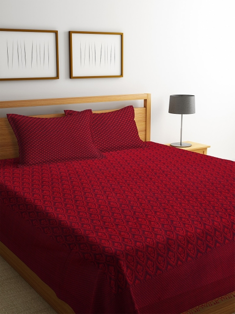 NEUDIS By Dhrohar Red & Blue Floral Hand Woven Double Bed Cover With 2 Pillow Covers
NEUDIS By Dhrohar Red & Blue Floral Hand Woven Double Bed Cover With 2 Pillow Covers