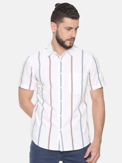 IVOC Men White & Blue Regular Fit Striped Casual Shirt