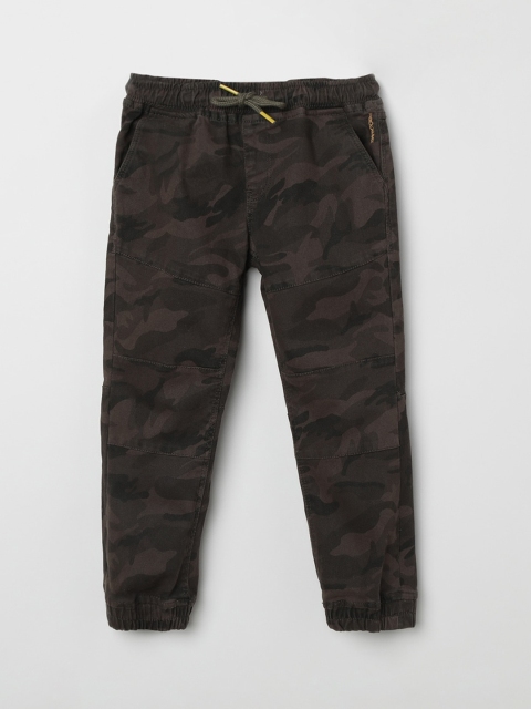 max Boys Olive Green Camouflage Printed Slim-Fit Joggers