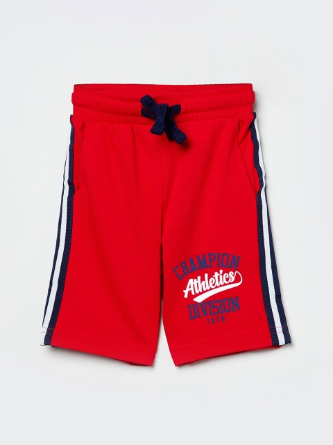 max Boys Red Printed Regular Fit Regular Shorts
