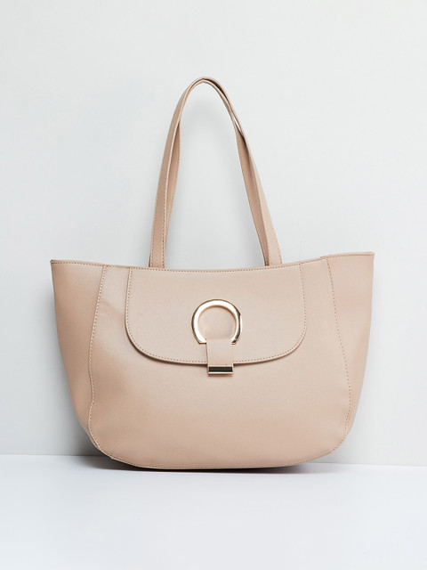 max Beige Solid Shoulder Bag
max Beige Solid Shoulder Bag