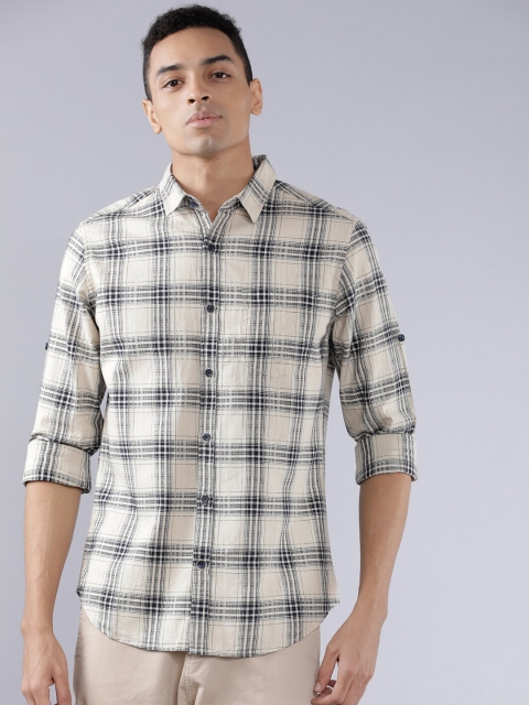 Ecko Unltd Men Off-White & Navy Blue Slim Fit Checked Casual Shirt