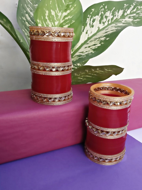 LUCKY JEWELLERY Set Of 2 Gold-Toned & Red Stone-Studded Punjabi Suhag Chura Bridal Wedding Bangles
LUCKY JEWELLERY Set Of 2 Gold-Toned & Red Stone-Studded Punjabi Suhag Chura Bridal Wedding Bangles