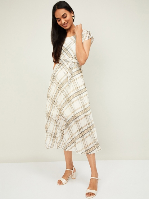 CODE by Lifestyle Women Off-White & Brown Checked Fit and Flare Dress