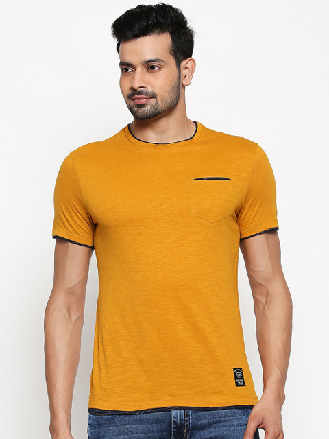 People Men Mustard Solid Round Neck Pure Cotton T-shirt
People Men Mustard Solid Round Neck Pure Cotton T-shirt