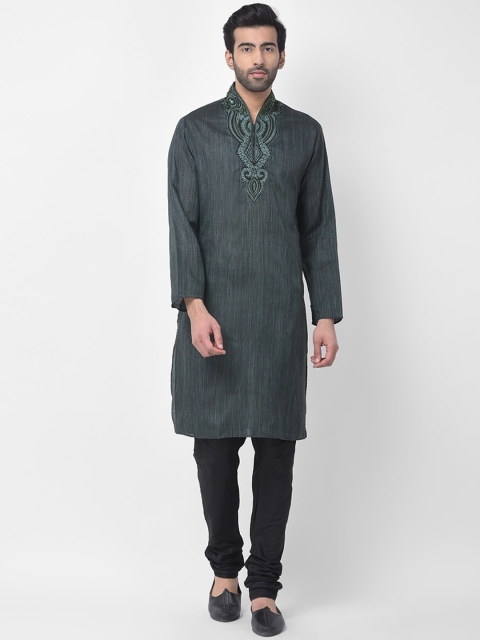SG LEMAN Men Green Embroidered Kurta with Churidar