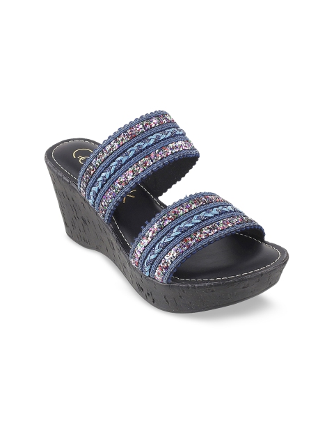 Catwalk Women Blue Printed Sandals