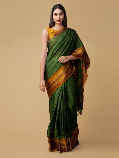 Unnati Silks Green & Gold-Toned Pure Cotton Solid Handloom Narayan Peth Saree
Unnati Silks Green & Gold-Toned Pure Cotton Solid Handloom Narayan Peth Saree
