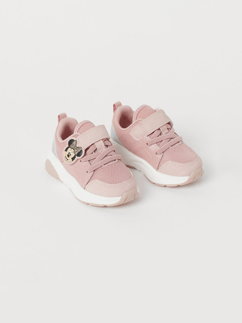 H&M Kids Pink Appliqud trainers
H&M Kids Pink Appliqud trainers