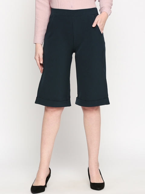 inocenCia Women Green Solid Loose Fit Capris