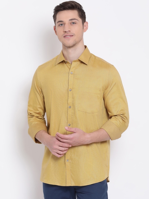 Turtle Men Yellow Slim Fit Solid Cotton Casual Shirt