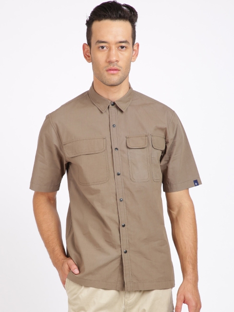 Breakbounce Men Brown Regular Fit Solid Casual Shirt