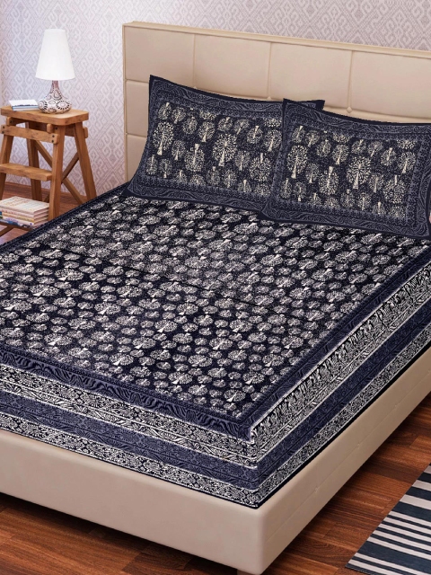 Tistabene Navy Blue & White Ethnic Motifs 144 TC Cotton 1 Queen Bedsheet with 2 Pillow Covers
Tistabene Navy Blue & White Ethnic Motifs 144 TC Cotton 1 Queen Bedsheet with 2 Pillow Covers