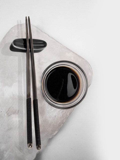 shaze Black Udon Chopstick Rest