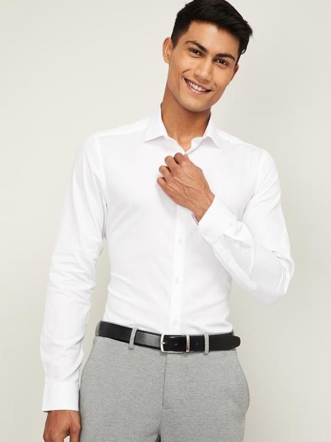CODE by Lifestyle Men White Slim Fit Solid Formal Shirt