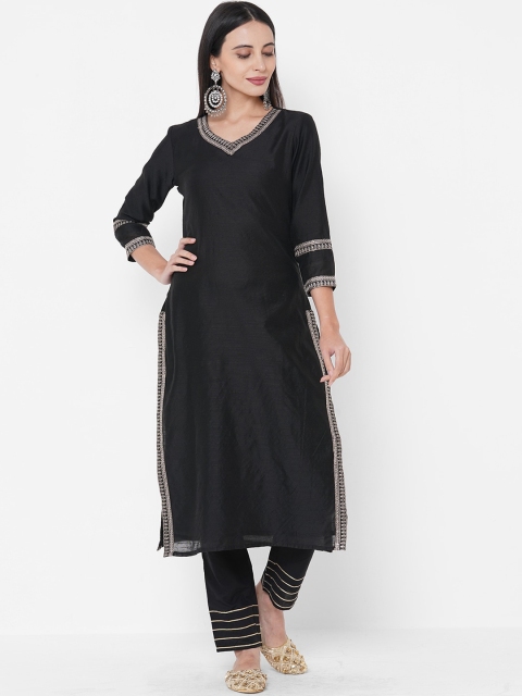FASHOR Women Black Yoke Design Thread Work Kurta