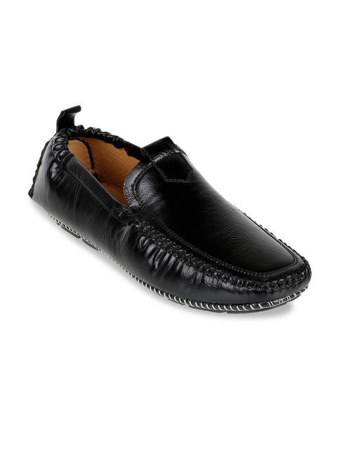 Vardhra Men Black Leather Loafers