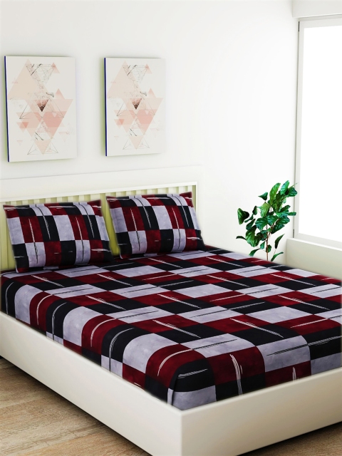 Salona Bichona Maroon & Grey Geometric 120 TC Cotton 1 King Bedsheet with 2 Pillow Covers
Salona Bichona Maroon & Grey Geometric 120 TC Cotton 1 King Bedsheet with 2 Pillow Covers