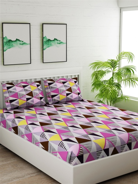 Salona Bichona Pink & Black Geometric 144 TC Cotton 1 King Bedsheet with 2 Pillow Covers
Salona Bichona Pink & Black Geometric 144 TC Cotton 1 King Bedsheet with 2 Pillow Covers