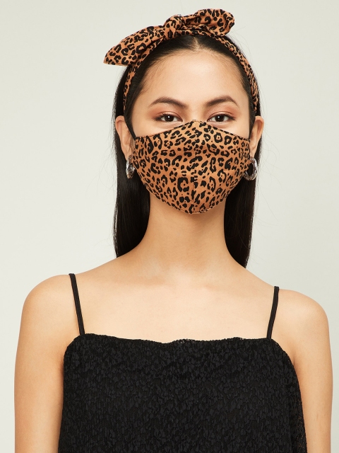 Ginger by Lifestyle Women Orange & Black Printed 2-Ply Reusable Cloth Mask with Headband
Ginger by Lifestyle Women Orange & Black Printed 2-Ply Reusable Cloth Mask with Headband