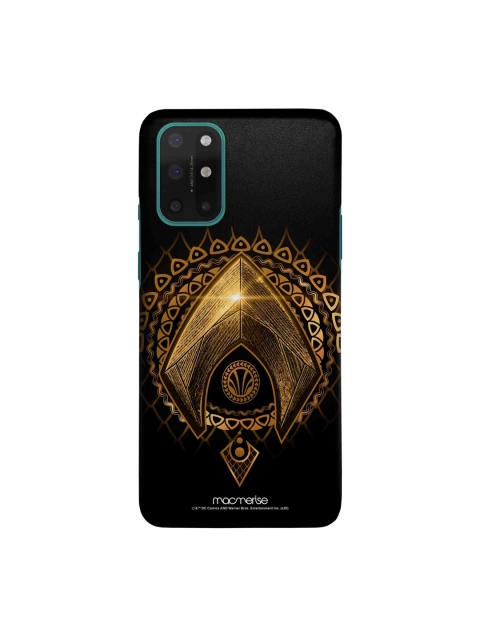 macmerise Black & Gold-Toned Aquaman Logo OnePlus 8T Sleek Back Case