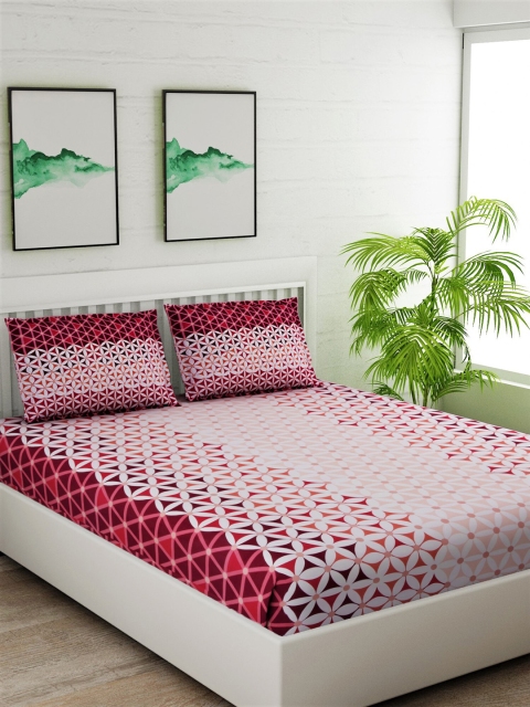 Salona Bichona Pink & White Geometric 144 TC Cotton 1 Queen Bedsheet with 2 Pillow Covers
Salona Bichona Pink & White Geometric 144 TC Cotton 1 Queen Bedsheet with 2 Pillow Covers