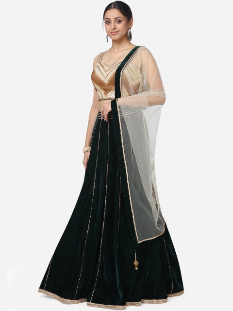 BOMBAY SELECTIONS Green & Gold-Toned Embellished Ready to Wear Lehenga & Blouse with Dupatta
BOMBAY SELECTIONS Green & Gold-Toned Embellished Ready to Wear Lehenga & Blouse with Dupatta