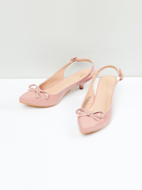 max Women Pink Solid Pumps