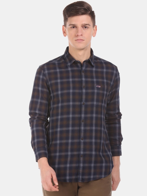 U.S. Polo Assn. Men Brown & Navy Blue Regular Fit Checked Casual Shirt