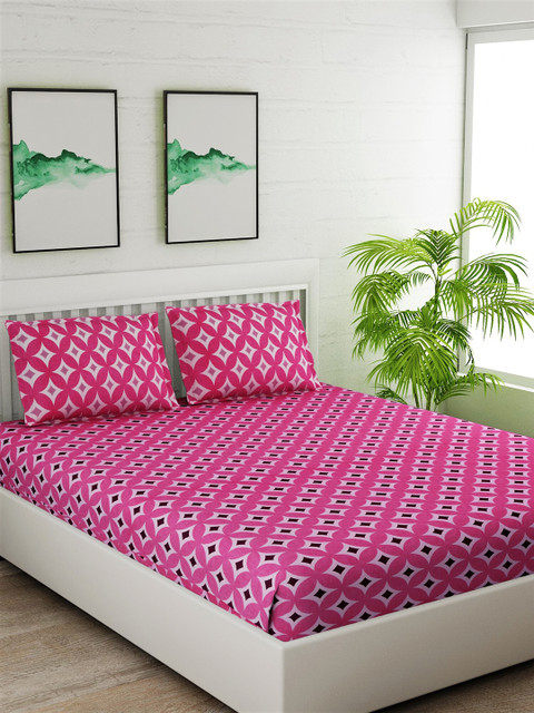 Salona Bichona Pink & White Geometric 144 TC Cotton 1 Queen Bedsheet with 2 Pillow Covers
Salona Bichona Pink & White Geometric 144 TC Cotton 1 Queen Bedsheet with 2 Pillow Covers