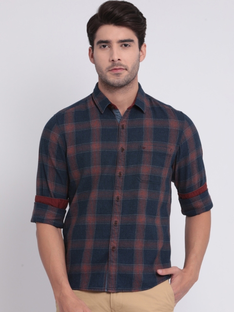 t-base Men Navy Blue Slim Fit Checked Casual Shirt