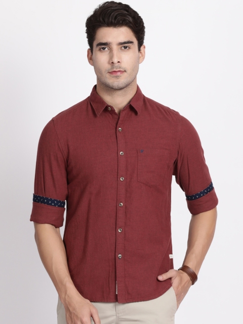 t-base Men Maroon Slim Fit Solid Casual Cotton Shirt