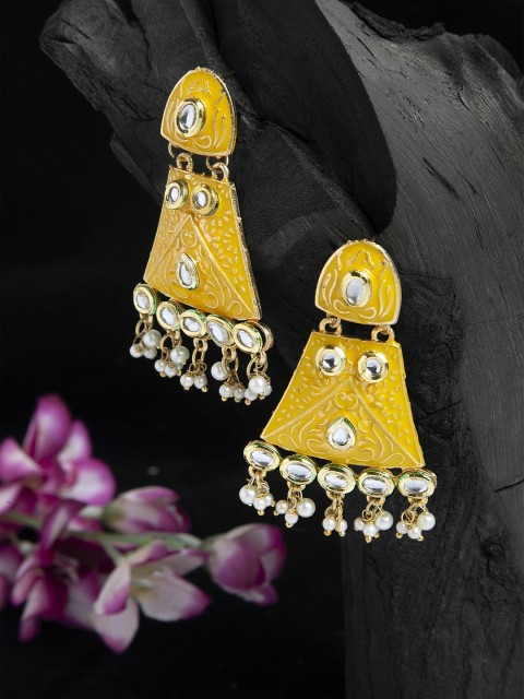 Moedbuille Kundan Studded Handpainted Yellow Meenakari Design Gold Plated Handcrafted Brass Jhumkas
Moedbuille Kundan Studded Handpainted Yellow Meenakari Design Gold Plated Handcrafted Brass Jhumkas