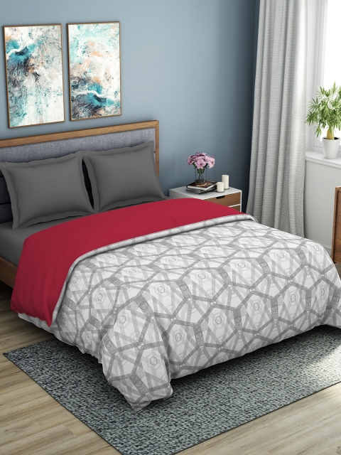 SPACES Grey & White Geometric AC Room 150 GSM Double Bed Quilt